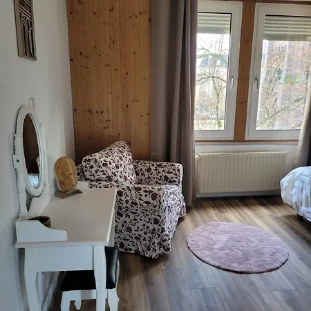 Chez Diane , Complet , Parking Gratuit Devant L'immeuble 아파트 *